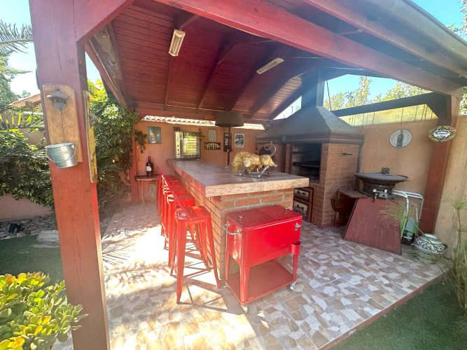 ARRIENDO CASA AMOBLADA EN CHICUREO