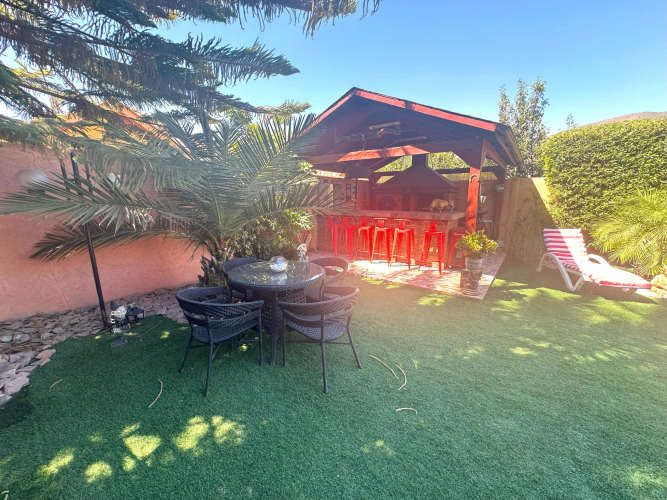 ARRIENDO CASA AMOBLADA EN CHICUREO