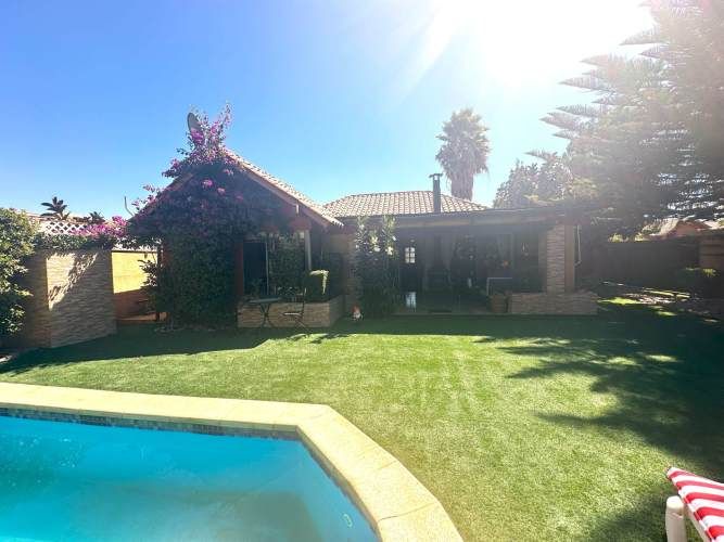 ARRIENDO CASA AMOBLADA EN CHICUREO