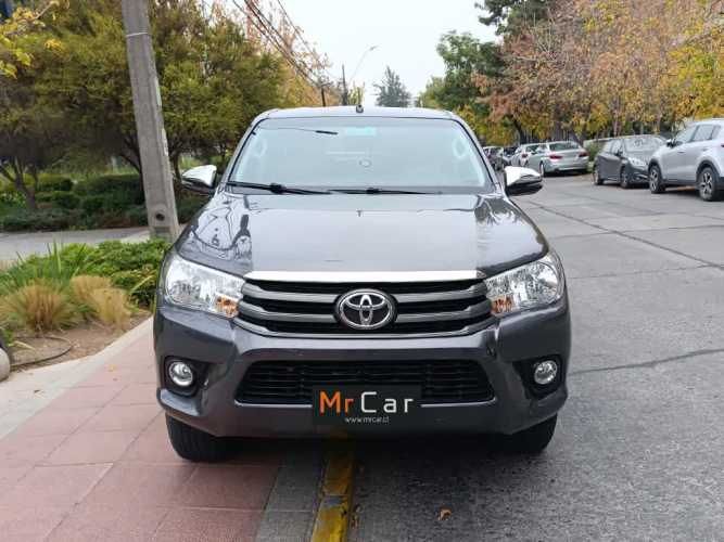 TOYOTA HILUX 2019