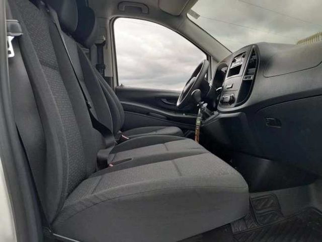 MERCEDES-BENZ VITO 2022