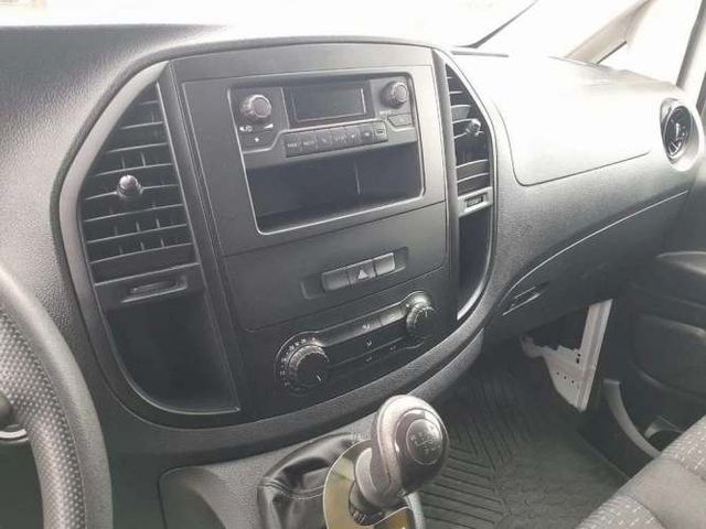 MERCEDES-BENZ VITO 2022
