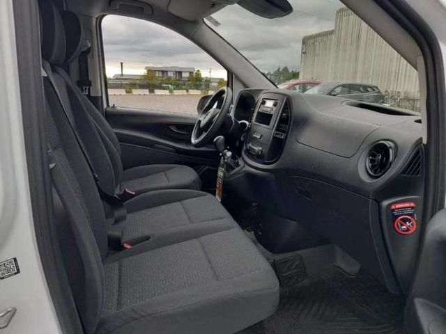 MERCEDES-BENZ VITO 2022