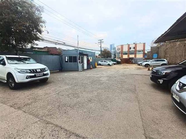 LOCAL COMERCIAL Pedro León Ugalde/ Portugal