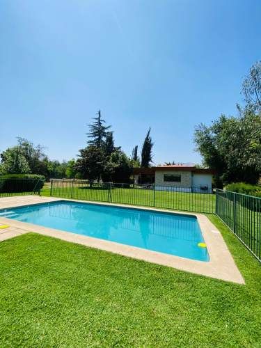 ARRIENDO CASA PARCELA MODERNA CERCANA A COLEGIOS TREWHELAS - SAN NICOLAS - PUCALAN