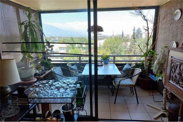 "encantador depa en la reina: estilo y confort"