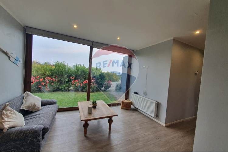 Hermosa casa mediterranea en condominio