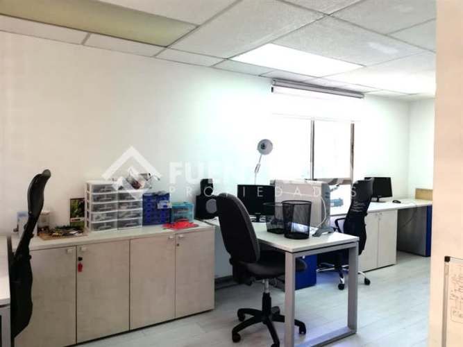 OFICINA Apoquindo/Tobalaba