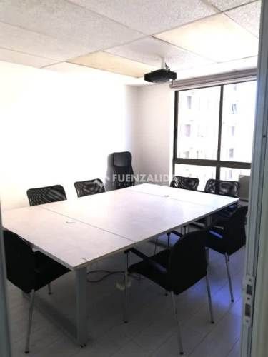 OFICINA Apoquindo/Tobalaba