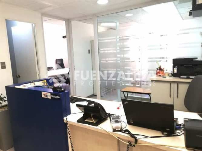 OFICINA Apoquindo/Tobalaba