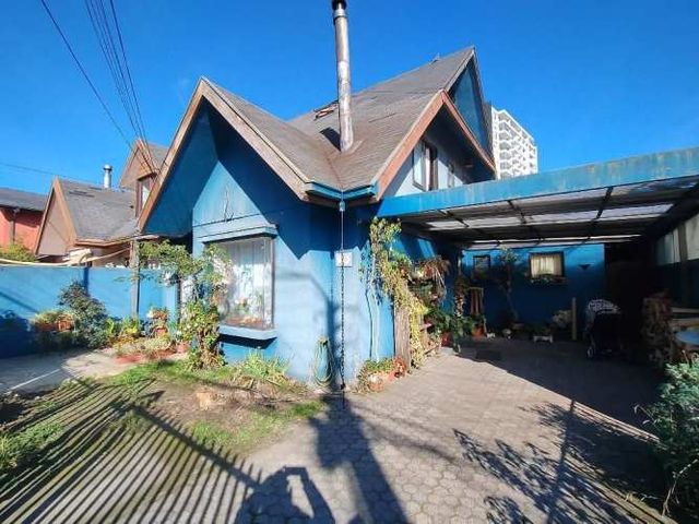 Amplia y con excelente ubicación en Parque Residencial los Canelos.