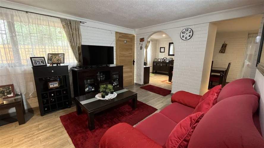 CASA José joaquín prieto Cristal chile con Rodolfo Jaramillo ,Padre Hurtado .