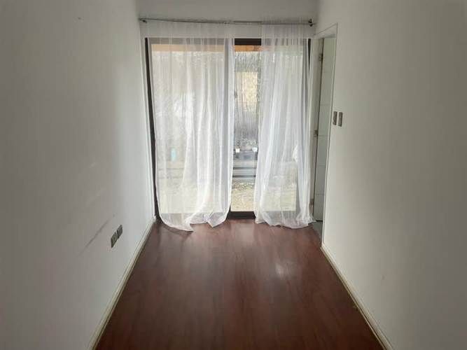 CASA En Venta Casa Aislada con 2°Piso en Condominio Arrayán