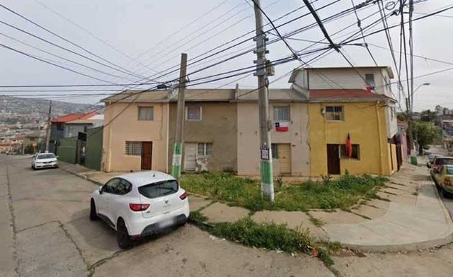 CASA Casa 2 Pisos en Población Carlos Condell