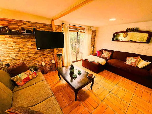 UNICA, EN BARRIO CERRADO Y CON UN GRAN TERRENO