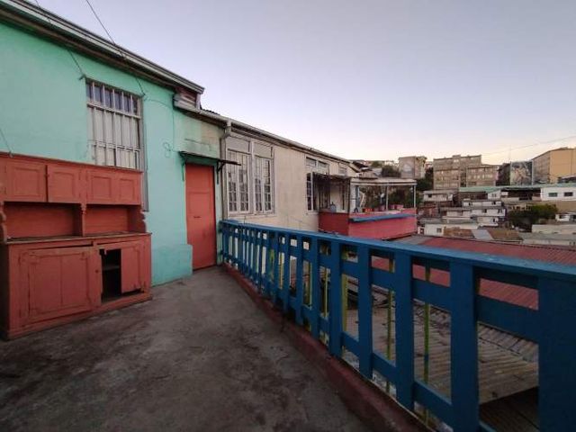VENTA TERRENO CON 6 CASAS CERRO LECHEROS VALPARAISO