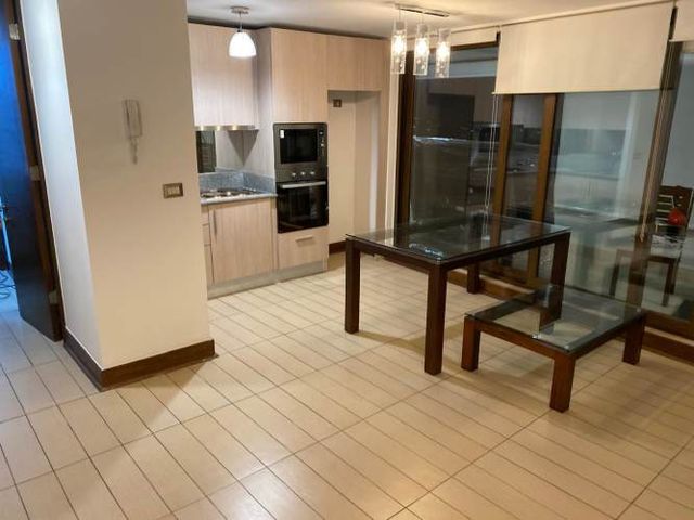 Dpto. con 2 Dorm. 2Ba 2E 1B Apoquindo