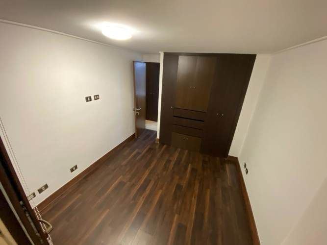 Dpto. con 2 Dorm. 2Ba 2E 1B Apoquindo