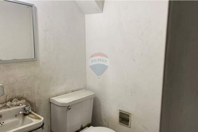 Invierta en el centro de santiago: local comercial