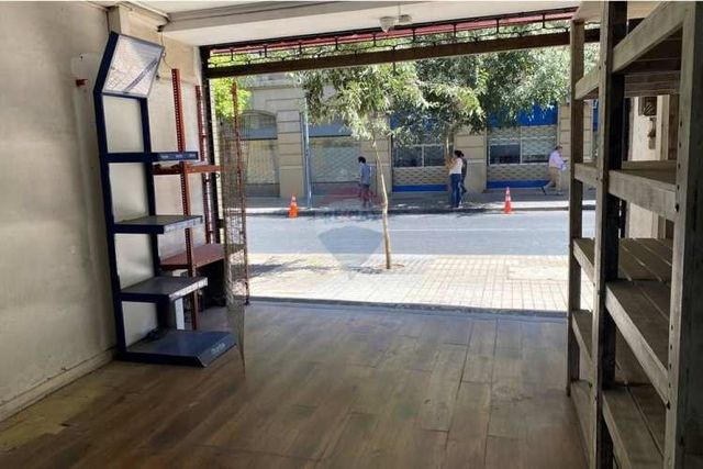 Invierta en el centro de santiago: local comercial