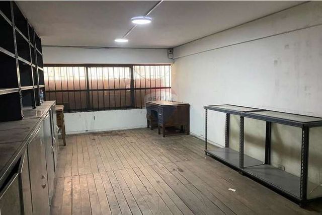 Invierta en el centro de santiago: local comercial