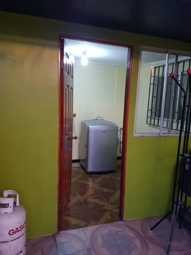 ARRIENDO PIEZA SIN AMOBLAR