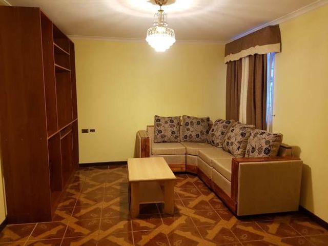 ARRIENDO PIEZA SIN AMOBLAR