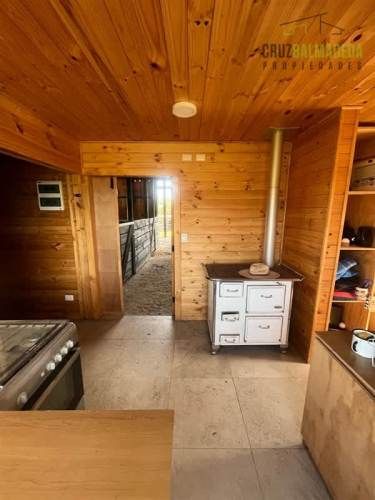 PARCELA Loncotoro, con Caballerizas