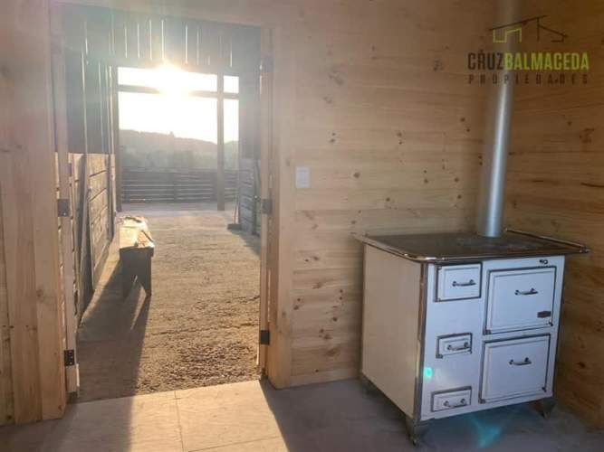 PARCELA Loncotoro, con Caballerizas