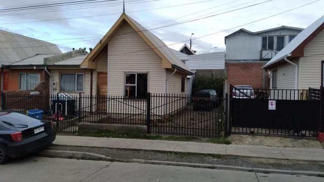 Se vende casa 2 dormitorios sector Sur.