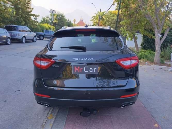 MASERATI LEVANTE 2020