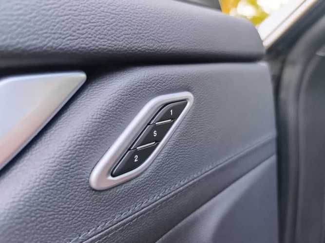 MASERATI LEVANTE 2020