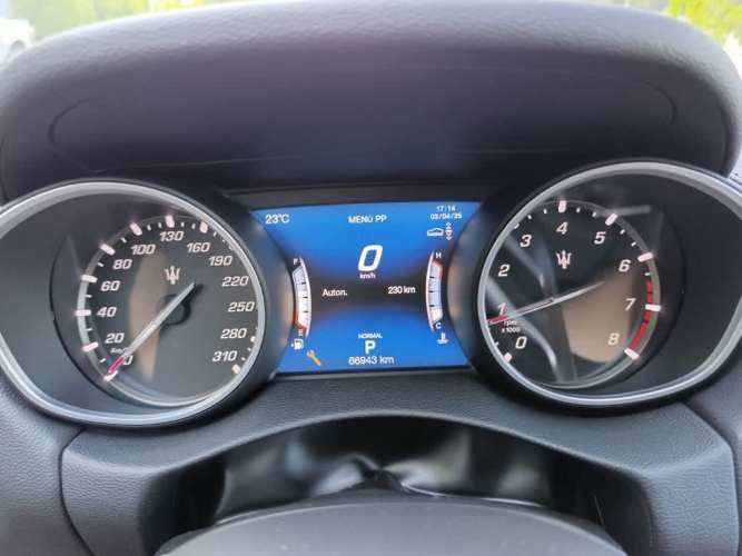 MASERATI LEVANTE 2020