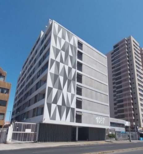 Se Vende Espectacular Dpto. Av. Angamos, Sector Jumbo.