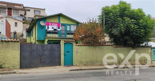 CASA Iglesia de Piedra MIraflores