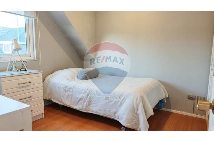 Amplia y luminosa casa en venta en barrio inglés