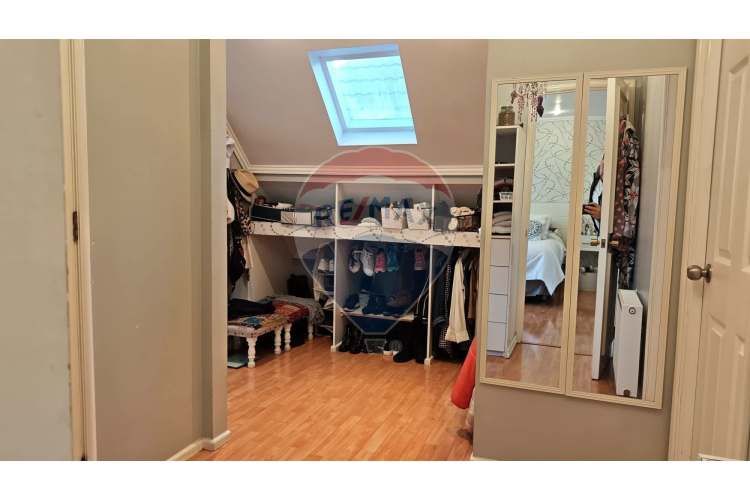 Amplia y luminosa casa en venta en barrio inglés