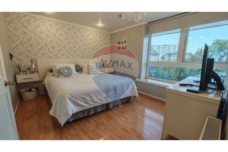 Amplia y luminosa casa en venta en barrio inglés