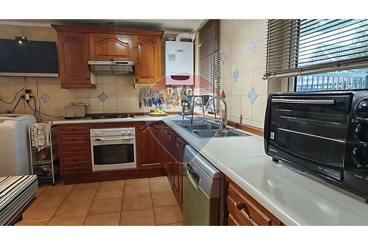 Amplia y luminosa casa en venta en barrio inglés