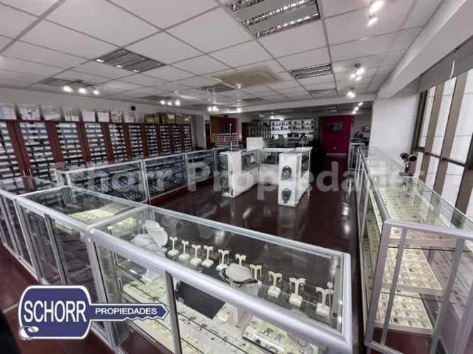 LOCAL COMERCIAL EDIFICIO PLAZA TALCA, 1 PONIENTE CON 1 SUR