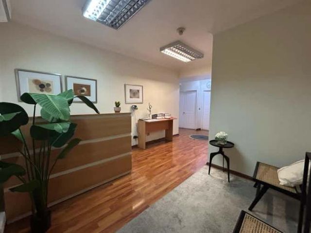 Oficina COMPAÑÍA CON AMUNATEGUI