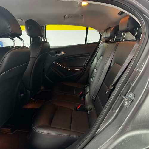 mercedes benz GLA 200