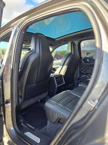 2023 PORSCHE CAYENNE  Automotora RRMotors