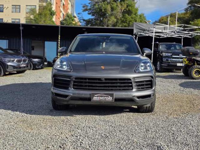 2023 PORSCHE CAYENNE  Automotora RRMotors
