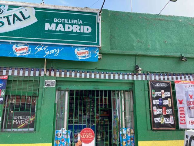 EXCELENTE CASA LOCAL COMERCIAL