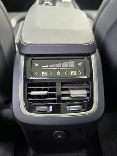 2024 VOLVO XC90 Automotora RRMotors