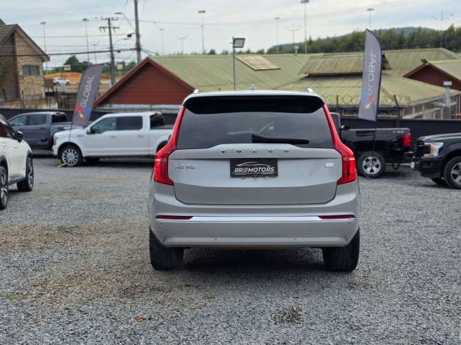 2024 VOLVO XC90 Automotora RRMotors