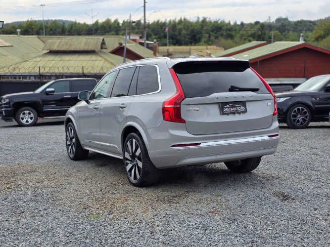 2024 VOLVO XC90 Automotora RRMotors