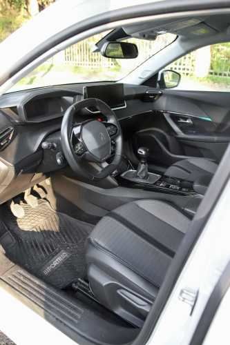 PEUGEOT 2008 ALLURE PACK 130HP