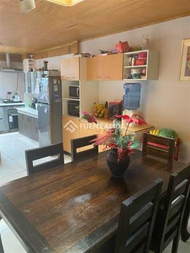 CASA Chiloé/Varas Mena